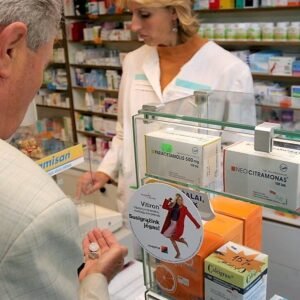 Read more about the article Centralizuotas vaistų pirkimas: kodėl Sveikatos apsaugos ministerija vengia mažinti medikamentų kainas?