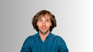 Read more about the article Erikas Marcinkevičius. Kol politinis elitas varžosi, kas gudresnis, mes pralošiame ateitį